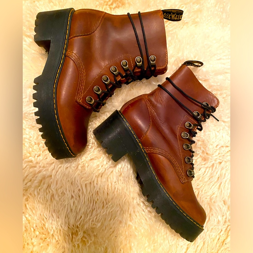 Dr. Martens Leona Platform Boot Butterscotch Size “6”